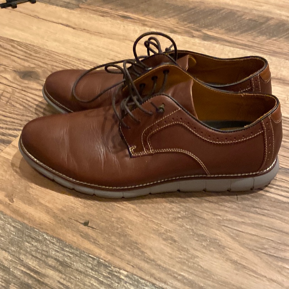 Johnston & Murphy Plain Toe Oxfords